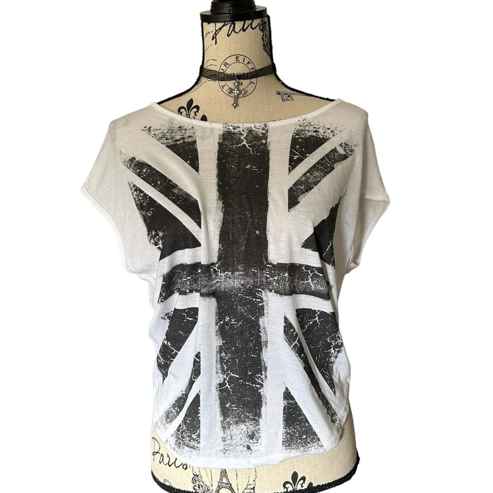 Y2K Grunge White and Grey British Flag Graphic Distressed Top - Picture 2 of 5